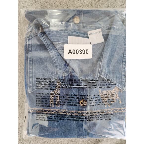 Vintage 90s Cabin Creek Denim Button Up Shirt Size L Blue Embroidered Animals - Picture 12 of 12